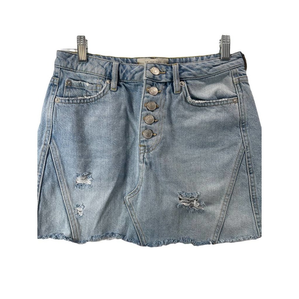 We The Free Free People SZ 26 Light Jean Denim Skirt Fray Edges Distressed Mini